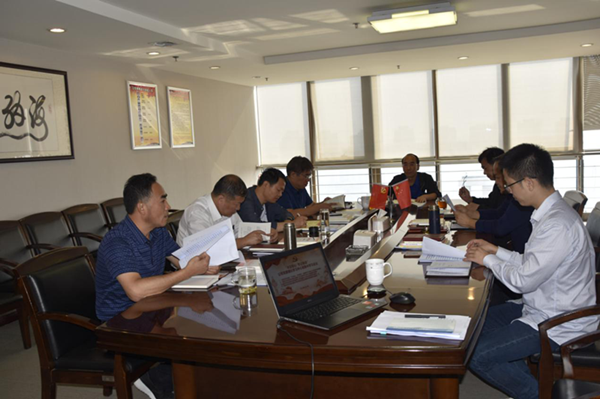 华体会官方端网站登录入口-华体会(中国)
召开“不忘初心、牢记使命”主题教育党委理论学习中心组集中学习会议